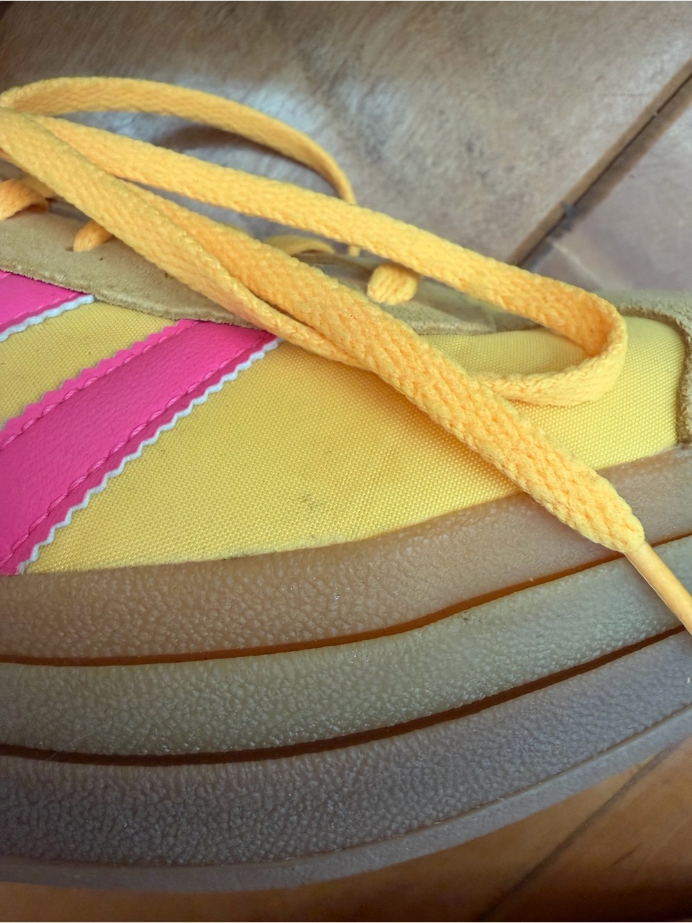 adidas Gazelle Low Sneakers in Yellow & Hot Pink - Picture 6 of 9